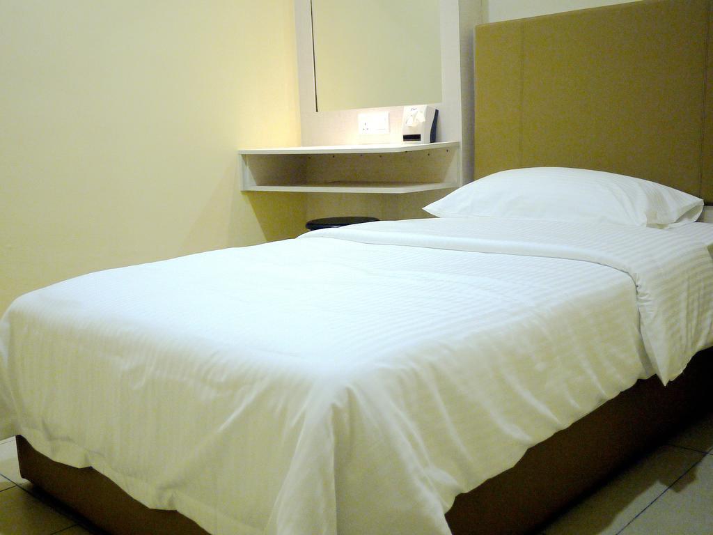 Rg Grand Hotel Batu Pahat Εξωτερικό φωτογραφία